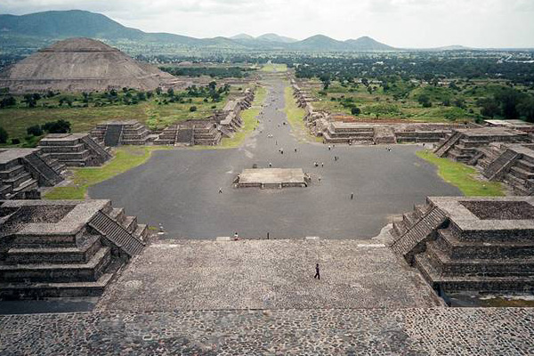 TEOTIHUACAN, MEXICO - 1